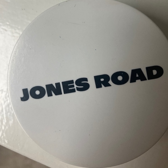 Jones Road Miracle Balm - Picture 1 of 3